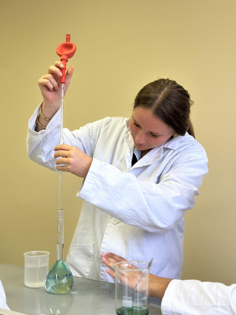 Première expérience de physique-chimie pour les élèves de 4ème